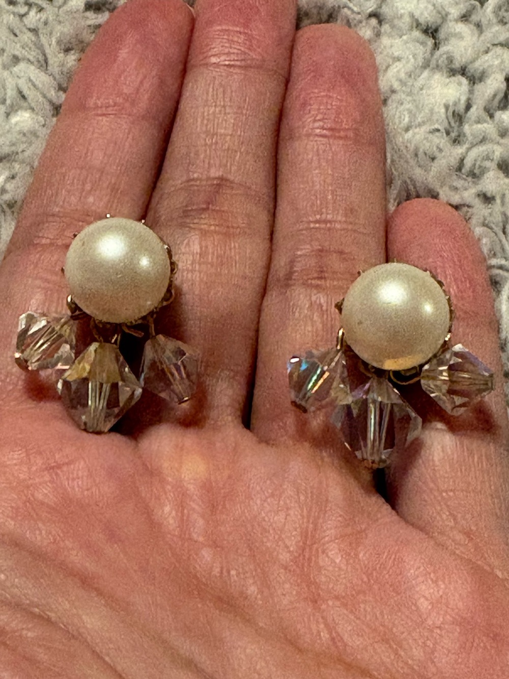 Vintage Pearl Dome & Aurora Borealis Crystal Dangle Drop Clip On Earrings